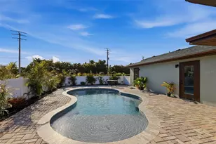 501 65th St, Holmes Beach, FL 34217 - Photo 49