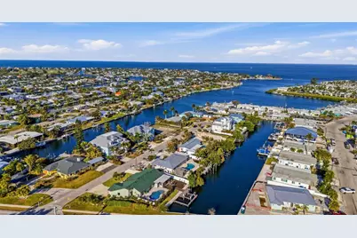 501 65th Street, Holmes Beach, FL 34217 - Photo 1