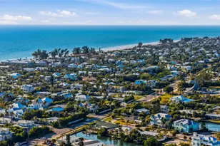 501 65th St, Holmes Beach, FL 34217 - Photo 63