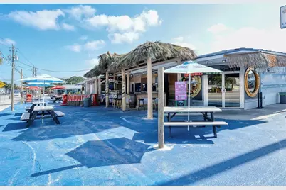 3214 Key Avenue, Sarasota, FL 34239 - Photo 85