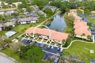 5183 Lake Village Dr, Sarasota, FL 34235 - Photo 5