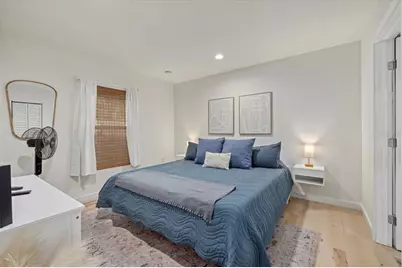 2069 Bougainvillea Street, Sarasota, FL 34239 - Photo 15
