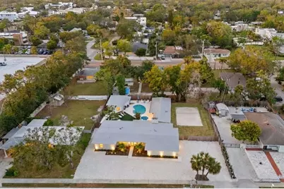 2069 Bougainvillea Street, Sarasota, FL 34239 - Photo 1