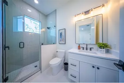 2420 Floyd Street, Sarasota, FL 34239 - Photo 79