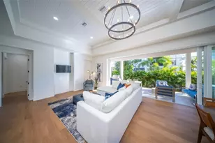 2420 Floyd St, Sarasota, FL 34239 - Photo 15