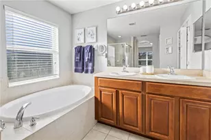 5011 72nd St E, Palmetto, FL 34221 - Photo 13