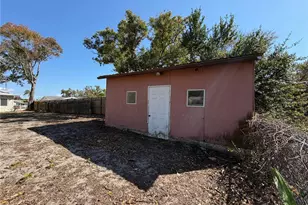 2848 Webber Pl, Sarasota, FL 34232 - Photo 7