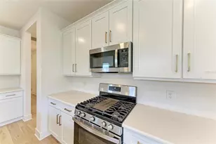 1051 Waterline Ct, Sarasota, FL 34240 - Photo 15