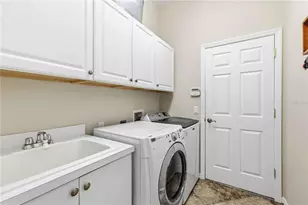 7714 Ashley Cir, Bradenton, FL 34201 - Photo 33