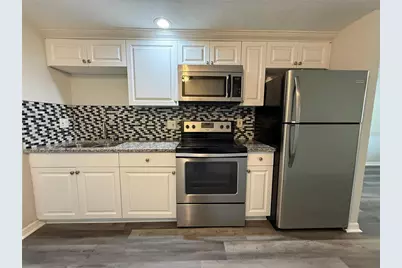 350 Elmstreet Court #B, Englewood, FL 34223 - Photo 5