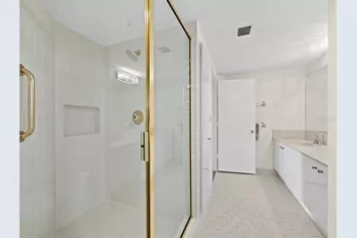 2110 Harbourside Drive #547, Longboat Key, FL 34228 - Photo 29