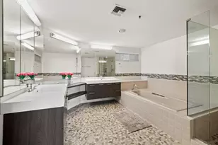 2110 Harbourside Dr, Longboat Key, FL 34228 - Photo 25