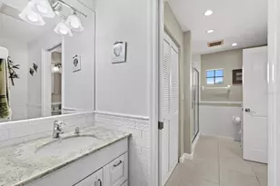 5970 Emerald Harbor Dr, Longboat Key, FL 34228 - Photo 23