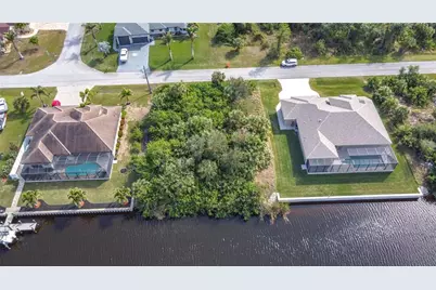 9177 Santa Lucia Drive, Port Charlotte, FL 33981 - Photo 13