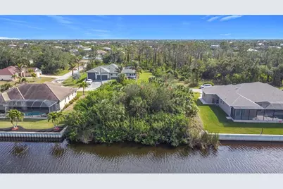 9177 Santa Lucia Drive, Port Charlotte, FL 33981 - Photo 19