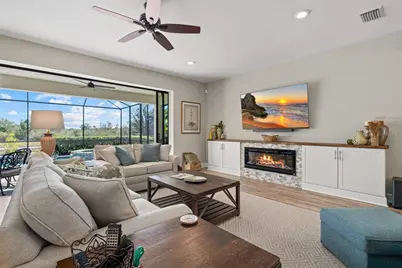 5925 Bluestar Court, Lakewood Ranch, FL 34211 - Photo 5