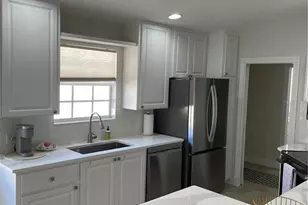 7630 Pesaro Dr, Sarasota, FL 34238 - Photo 25