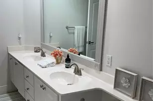 7630 Pesaro Dr, Sarasota, FL 34238 - Photo 27