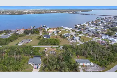 5248 Noyes Lane, Port Charlotte, FL 33981 - Photo 9