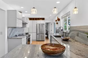 504 Bayview Pkwy, Nokomis, FL 34275 - Photo 25