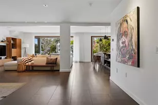 541 S Washington Dr, Sarasota, FL 34236 - Photo 3