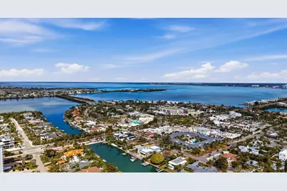 541 S Washington Drive, Sarasota, FL 34236 - Photo 85