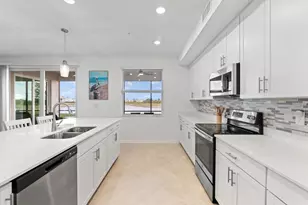 17585 Boracay Ct, Venice, FL 34293 - Photo 9