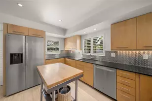 1780 Spring Creek Dr, Sarasota, FL 34239 - Photo 17