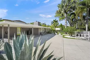 1780 Spring Creek Dr, Sarasota, FL 34239 - Photo 7