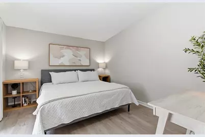 305 N Conrad Avenue, Sarasota, FL 34237 - Photo 23