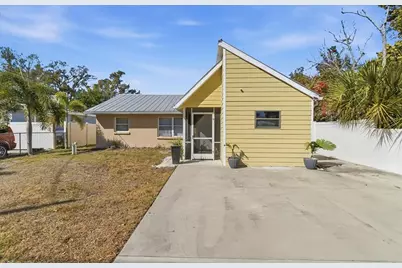305 N Conrad Avenue, Sarasota, FL 34237 - Photo 1
