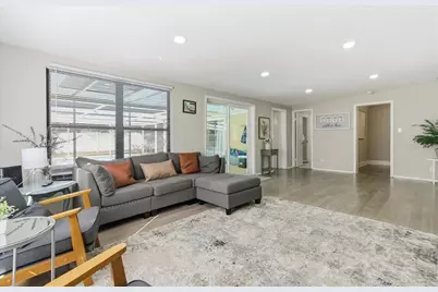 305 N Conrad Avenue, Sarasota, FL 34237 - Photo 3