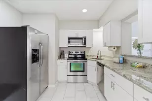 305 N Conrad Ave, Sarasota, FL 34237 - Photo 9