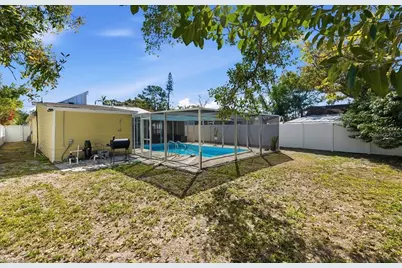 305 N Conrad Avenue, Sarasota, FL 34237 - Photo 39