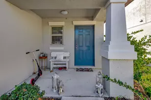 5104 Dandelion St, Apollo Beach, FL 33572 - Photo 5