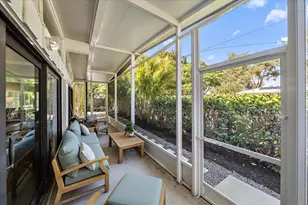 2715 Valencia Dr, Sarasota, FL 34239 - Photo 31