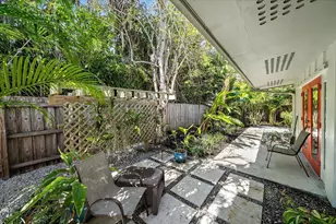 2715 Valencia Dr, Sarasota, FL 34239 - Photo 33