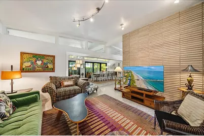 2715 Valencia Drive, Sarasota, FL 34239 - Photo 5