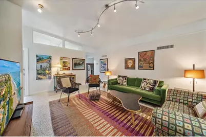 2715 Valencia Drive, Sarasota, FL 34239 - Photo 7