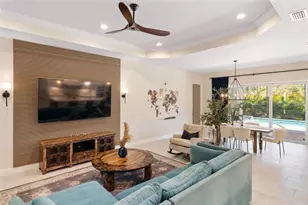 12492 Davie Ct, Venice, FL 34293 - Photo 5