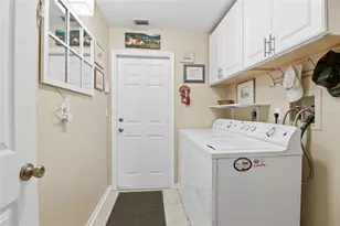 3619 78th Ave E, Sarasota, FL 34243 - Photo 33