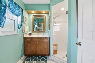 3619 78th Ave E, Sarasota, FL 34243 - Photo 23