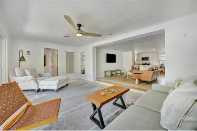 6426 Colonial Drive, Sarasota, FL 34231 - Photo 17