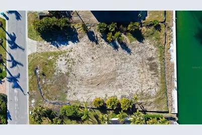 721 Emerald Harbor Drive, Longboat Key, FL 34228 - Photo 1