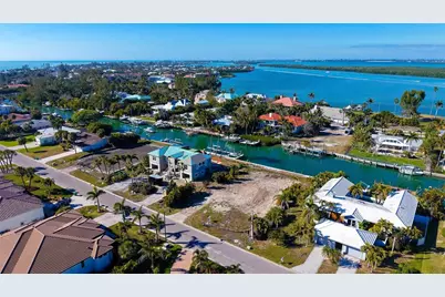 721 Emerald Harbor Drive, Longboat Key, FL 34228 - Photo 9