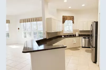 1802 Triano Circle #1802, Venice, FL 34292 - Photo 7