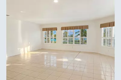 1802 Triano Circle #1802, Venice, FL 34292 - Photo 3