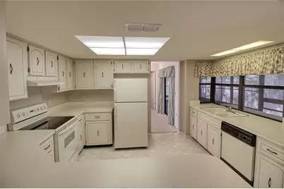 7328 Flyway Drive, Spring Hill, FL 34607 - Photo 15