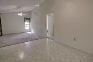 7328 Flyway Dr, Spring Hill, FL 34607 - Photo 11