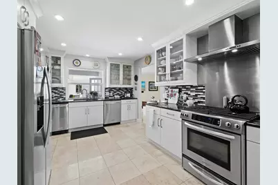 488 Meadow Lark Drive, Sarasota, FL 34236 - Photo 17